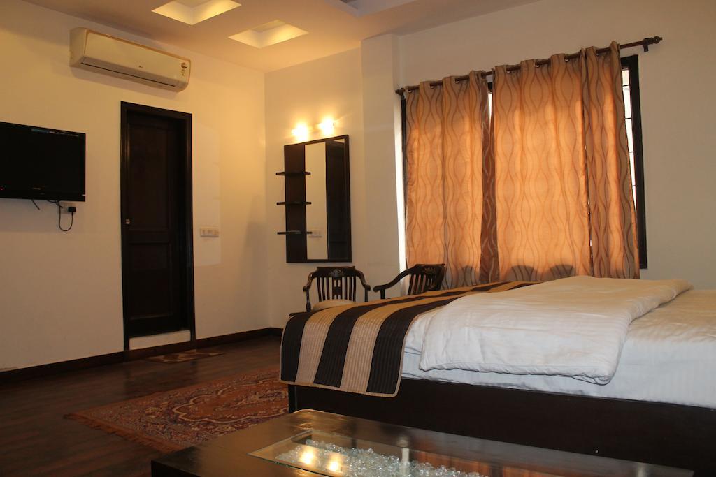 Airport Hotel Jet Inn Suites Nowe Delhi Pokój zdjęcie